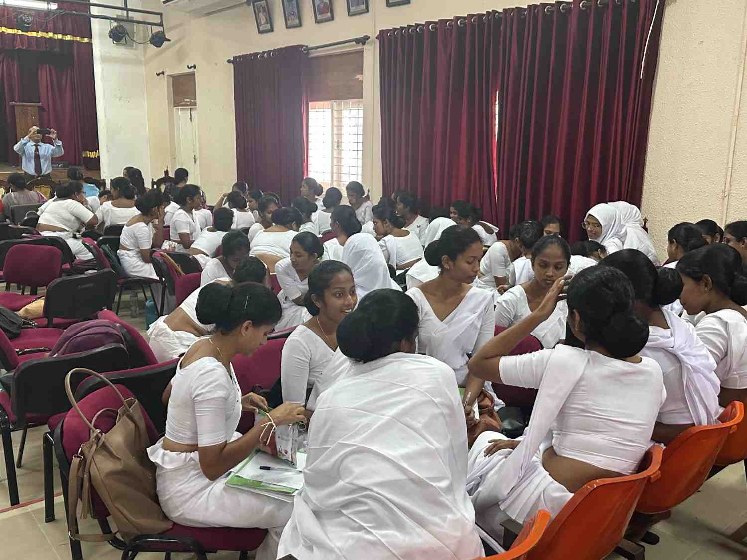 WhatsAppImage2026-03-08at19.44.36